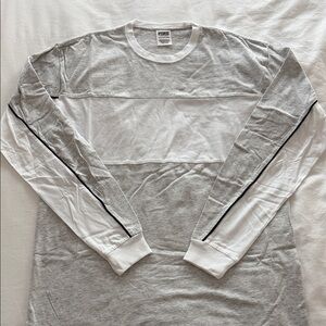 PINK Victoria's Secret Gray and White Long Sleeve Tee